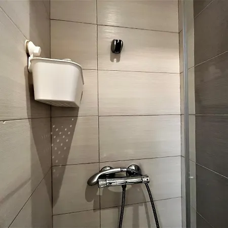 Apartamento Nuc - 2 - Wifi - Terraza Exterior - 100 Metros Playa La Carihuela Torremolinos
