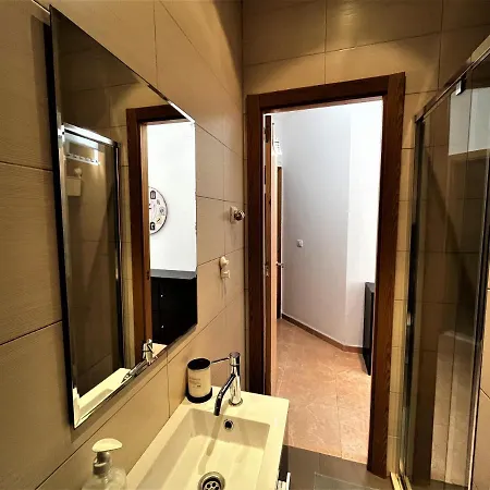 Apartamento Nuc - 2 - Wifi - Terraza Exterior - 100 Metros Playa La Carihuela