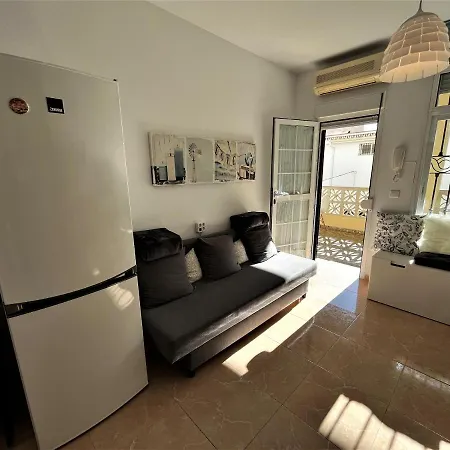 아파트 Nuc - 2 - Wifi - Terraza Exterior - 100 Metros Playa La Carihuela 토레몰리노스