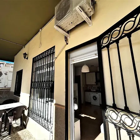 Nuc - 2 - Wifi - Terraza Exterior - 100 Metros Playa La Carihuela 토레몰리노스